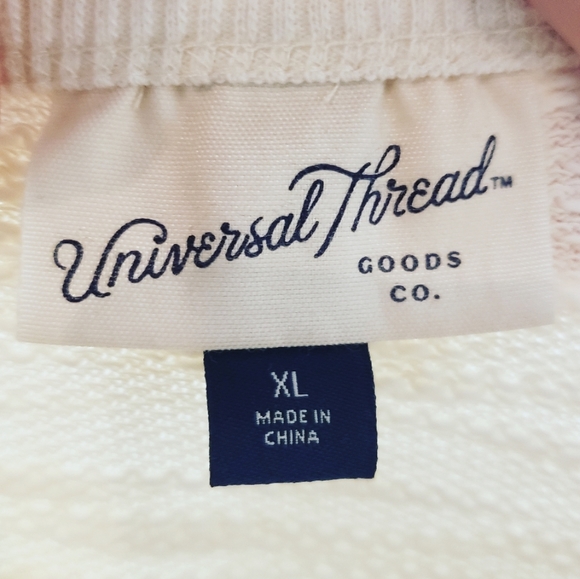 Universal Thread Sweater - Picture 5 of 6